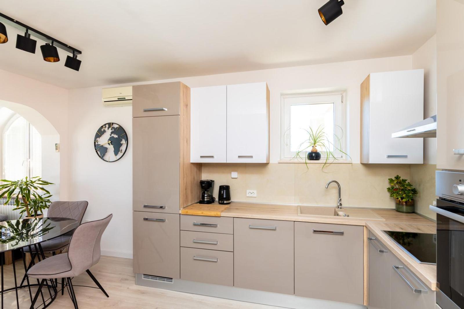 Apartment Meri 克尔克 外观 照片